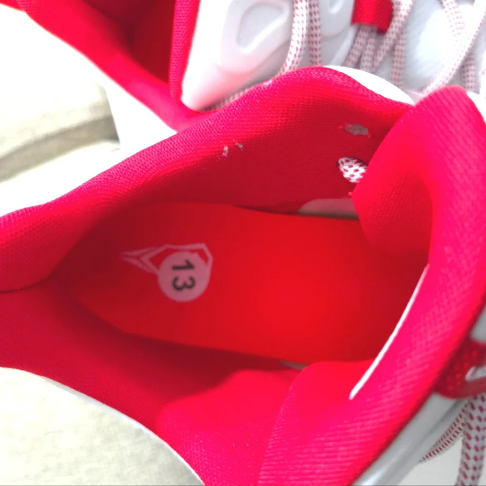 Under Armour product pair